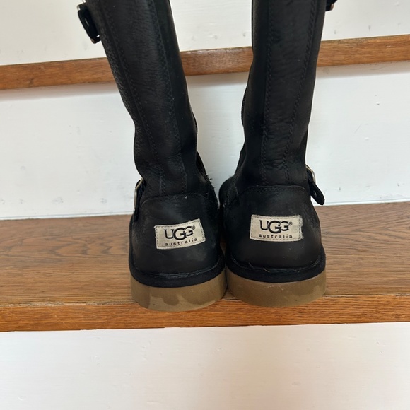 UGG Kensington Black Leather Moto Boots Size 5 - Picture 4 of 7